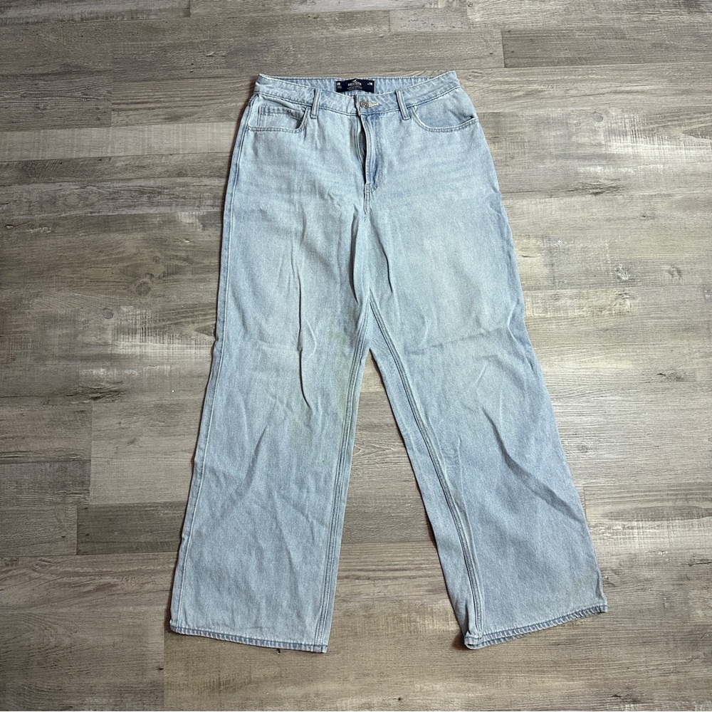Hollister Ultra High Rise Baggy 8/29
